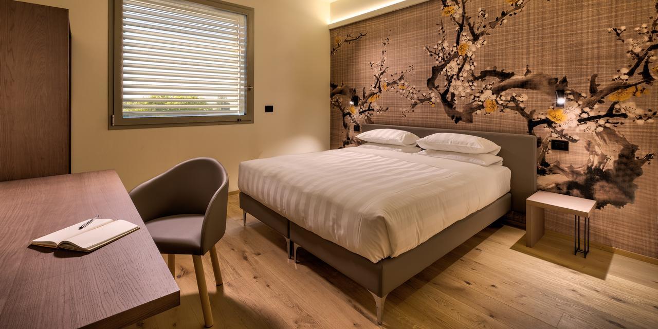 Hotel The Cube Fidenza Ngoại thất bức ảnh
