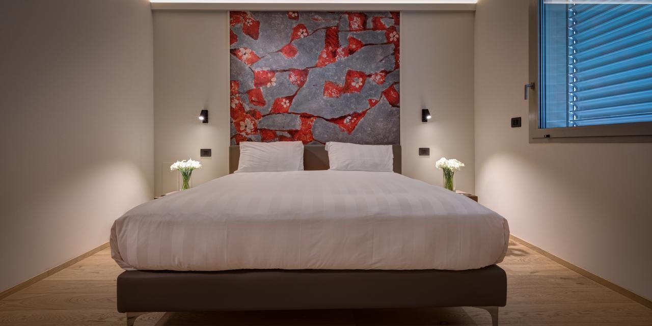 Hotel The Cube Fidenza Ngoại thất bức ảnh